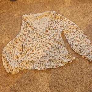 Cute floral top